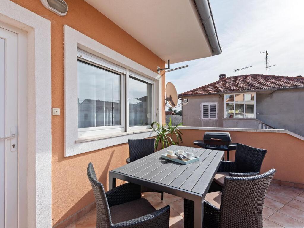 Apartment Nikoleto Zadar Buitenkant foto
