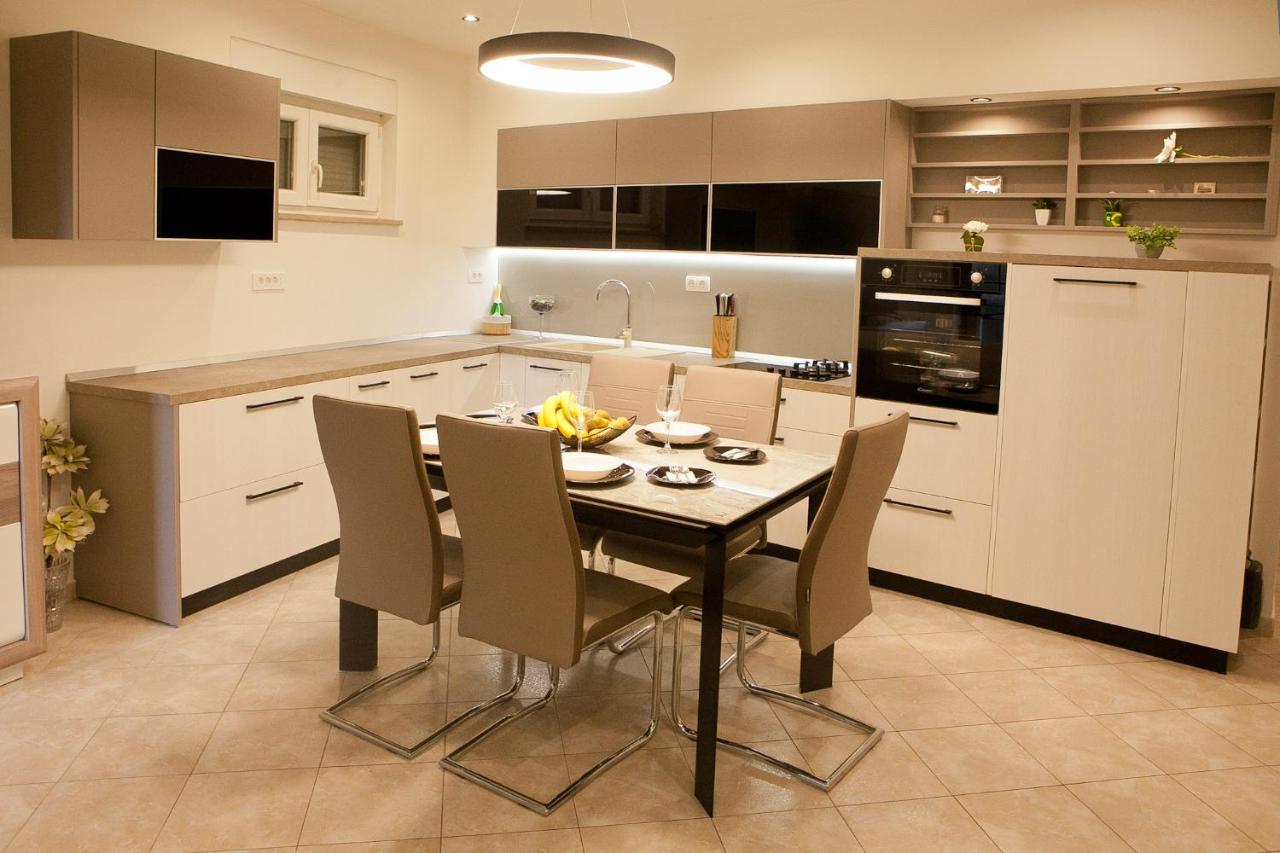 Apartment Nikoleto Zadar Buitenkant foto