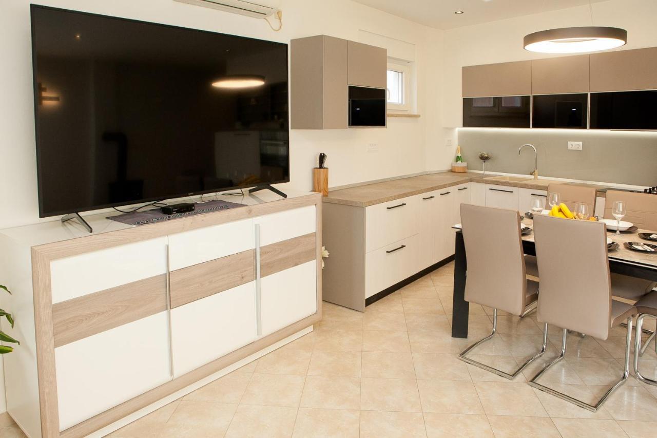 Apartment Nikoleto Zadar Buitenkant foto